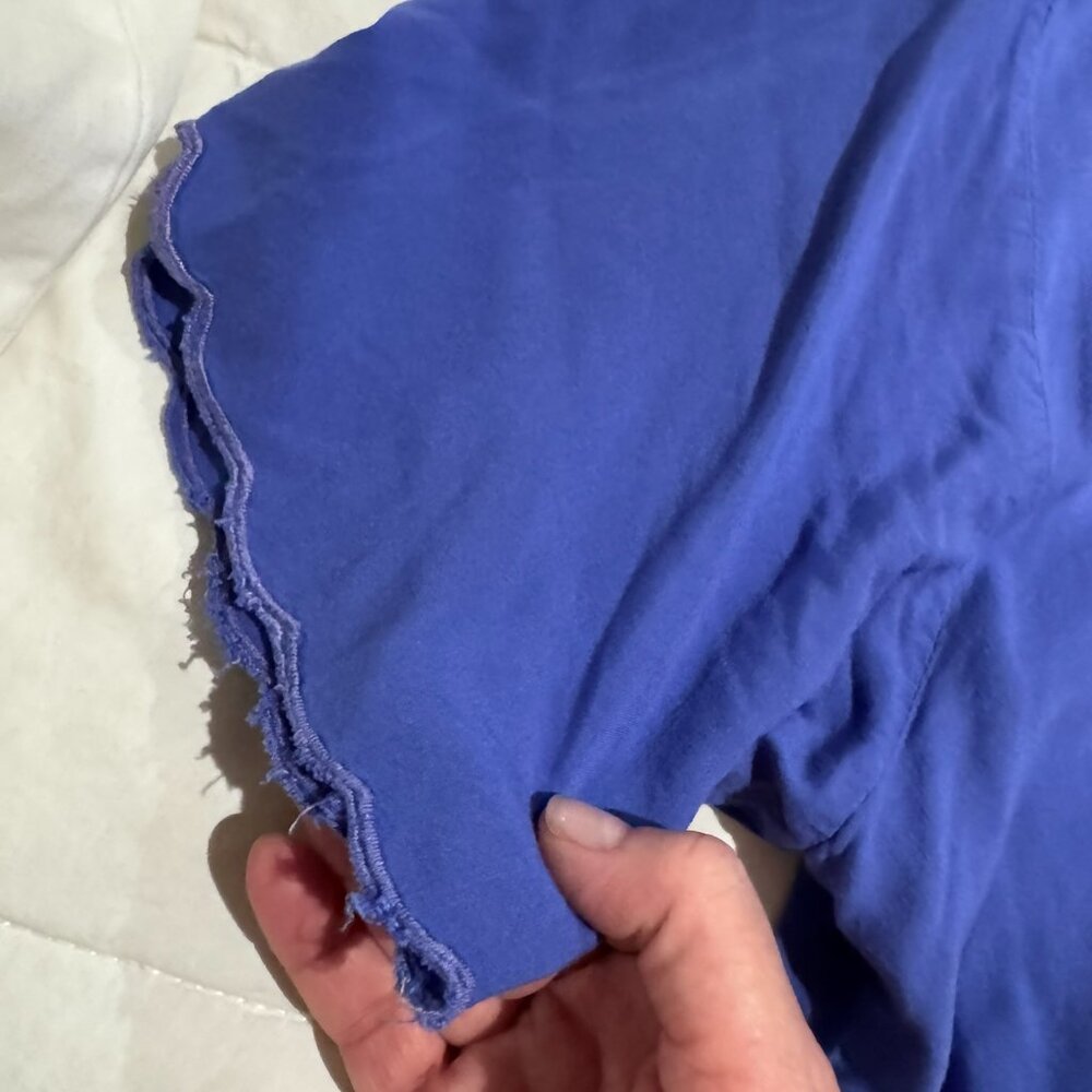 Rough Edge cut out short sleeve top - Picture 8 of 10
